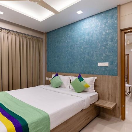 Treebo Sreepathi Prayag,Guruvayur Temple Hotel ภายนอก รูปภาพ