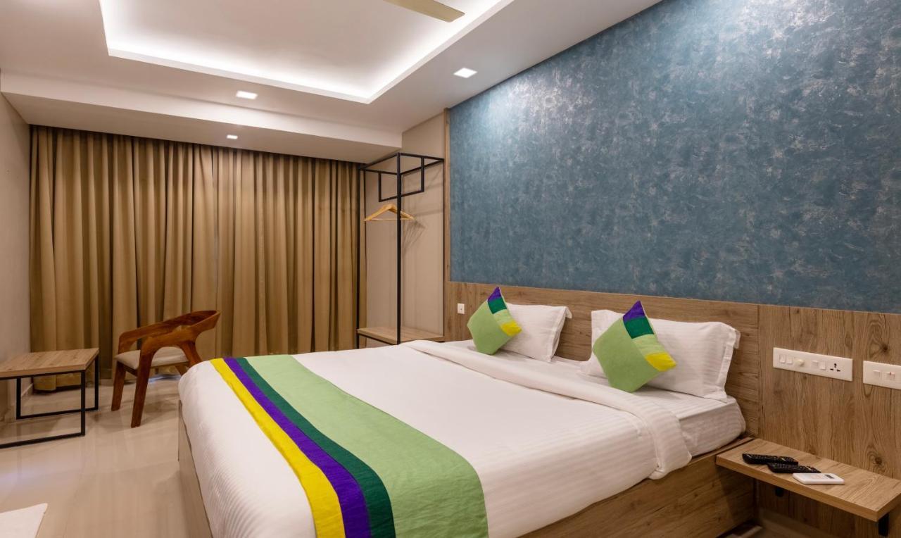Treebo Sreepathi Prayag,Guruvayur Temple Hotel ภายนอก รูปภาพ